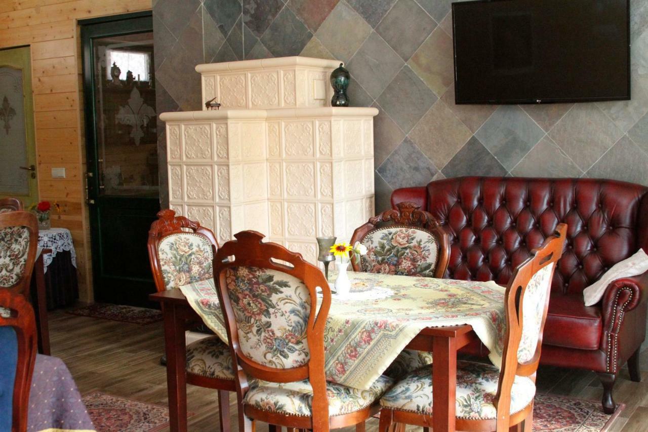 Sasfeszek Vendeghaz Hotel Зирц Екстериор снимка